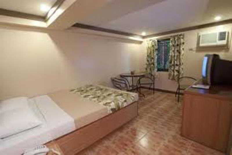 Pinoy Pamilya Hotel Pasay Exteriör bild
